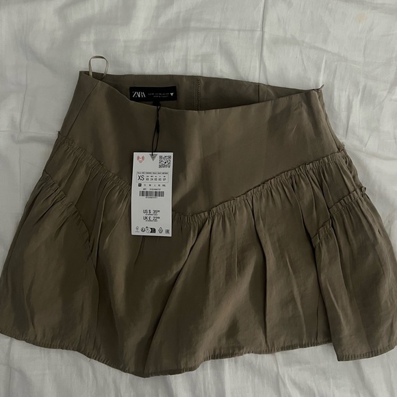 Zara Fluid Skirt - Picture 4 of 5